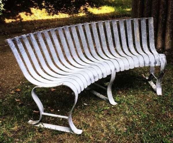 Curved Metal Bench - Image 5