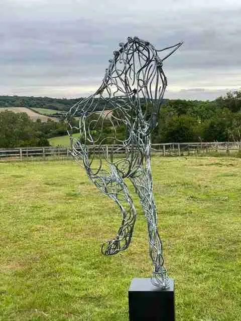 “Balanced Canter” Dressage Horse Busk