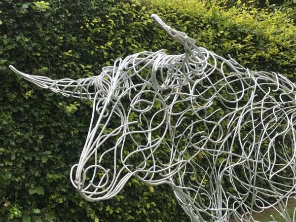 Running Bull Sculpture - Image 6