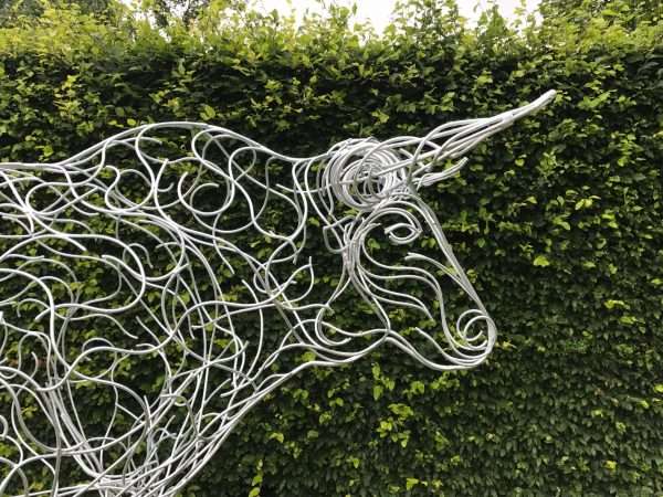 Running Bull Sculpture - Image 10