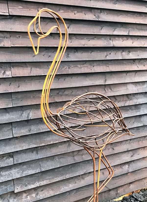 Flamingo Sculpture - Image 2