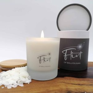 Pure fragrance free vegan candle