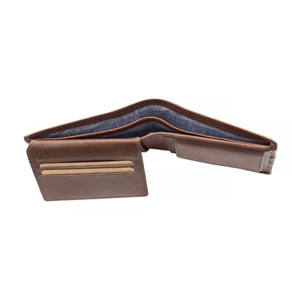 7012 brt w6 Made for our exclusive English Hide Leather Men’s Wallet range – Brown leather wallet with contrasting tan trims and a blue demin lining <div> Smart, stylish and perfectly equipped to meet the demands that come hand in hand with everyday life. </div>