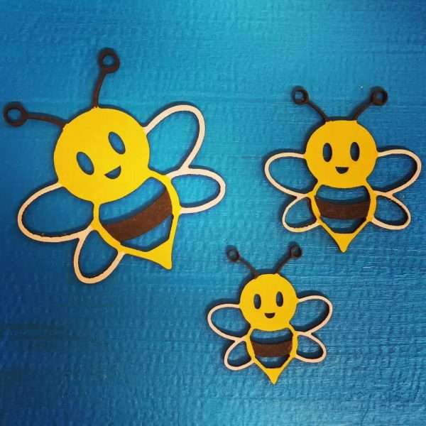 Wooden Decorative Bees - Image 4
