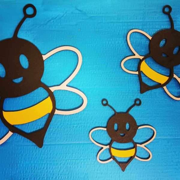 Wooden Decorative Bees - Image 5